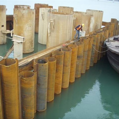 衢州钢护筒现场安装